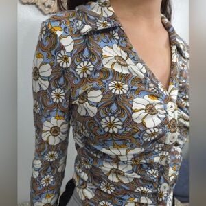 Maeve Blu Motif Floral Button-Up Top